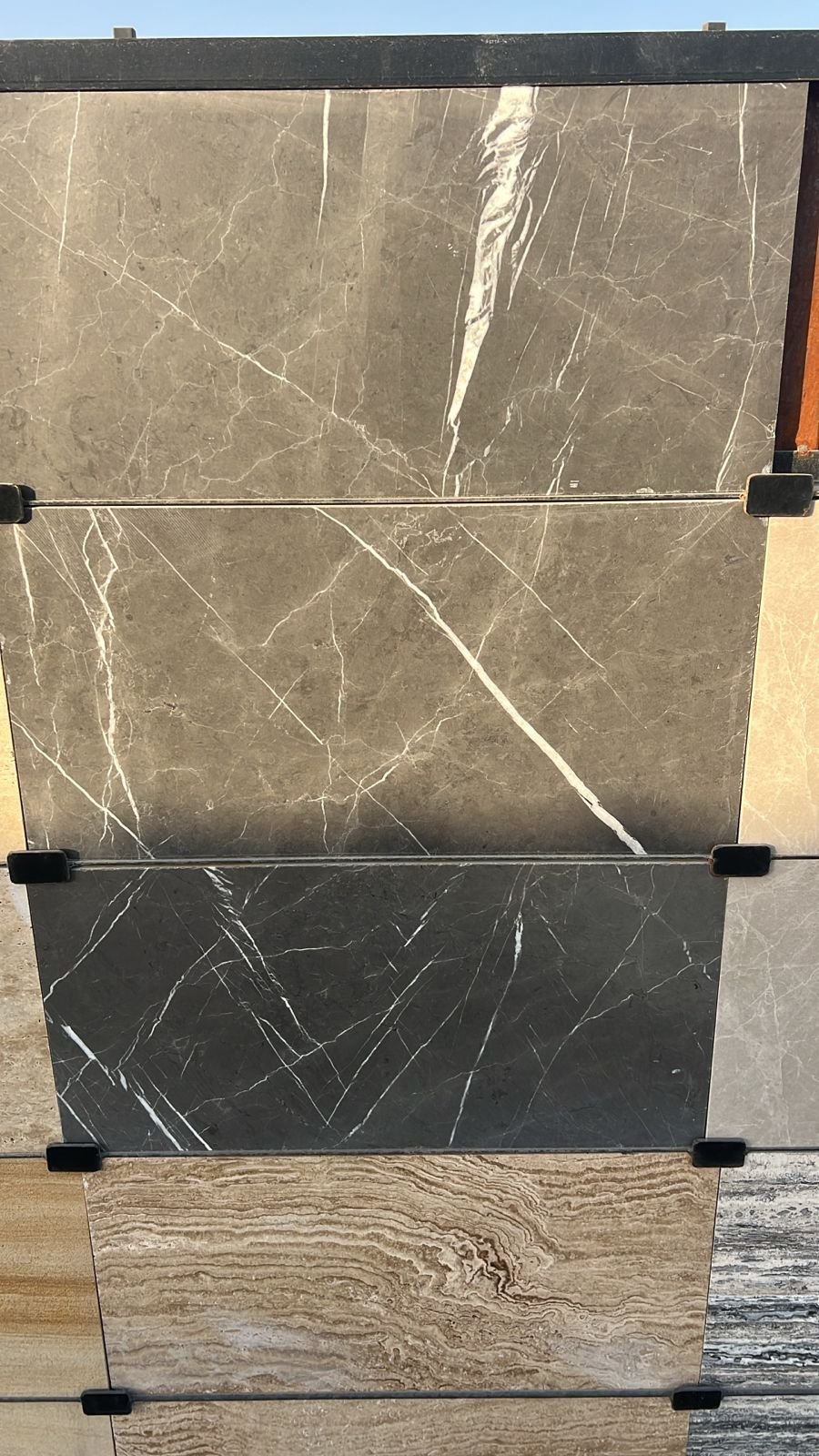 رخام بيترا غري – الرخام الرمادي المثالي للتصميم الداخلي